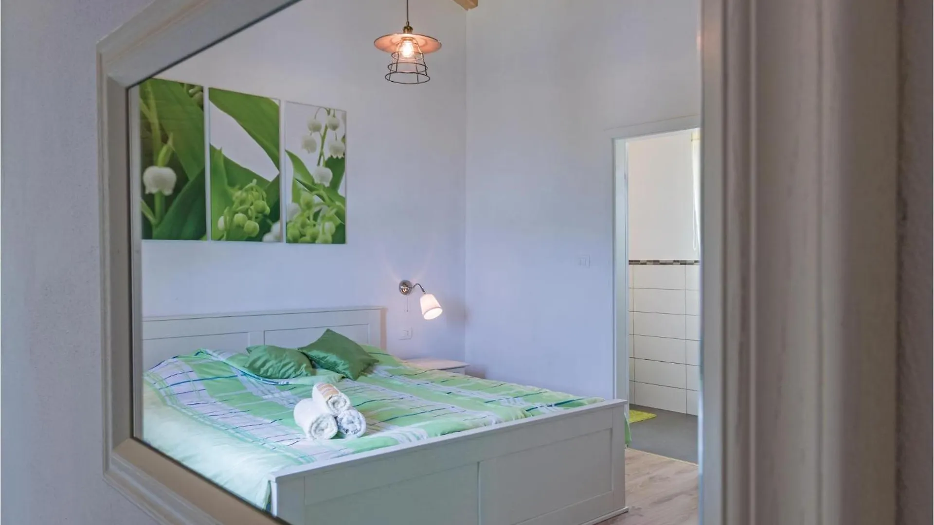 Gorgeous Home In Peruski With Wifi Дом отдыха